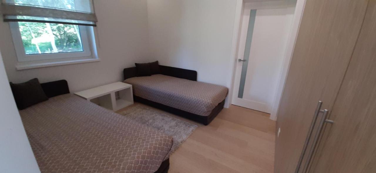 Vila Galadusis Prie Ezero Lazdijai Exteriör bild
