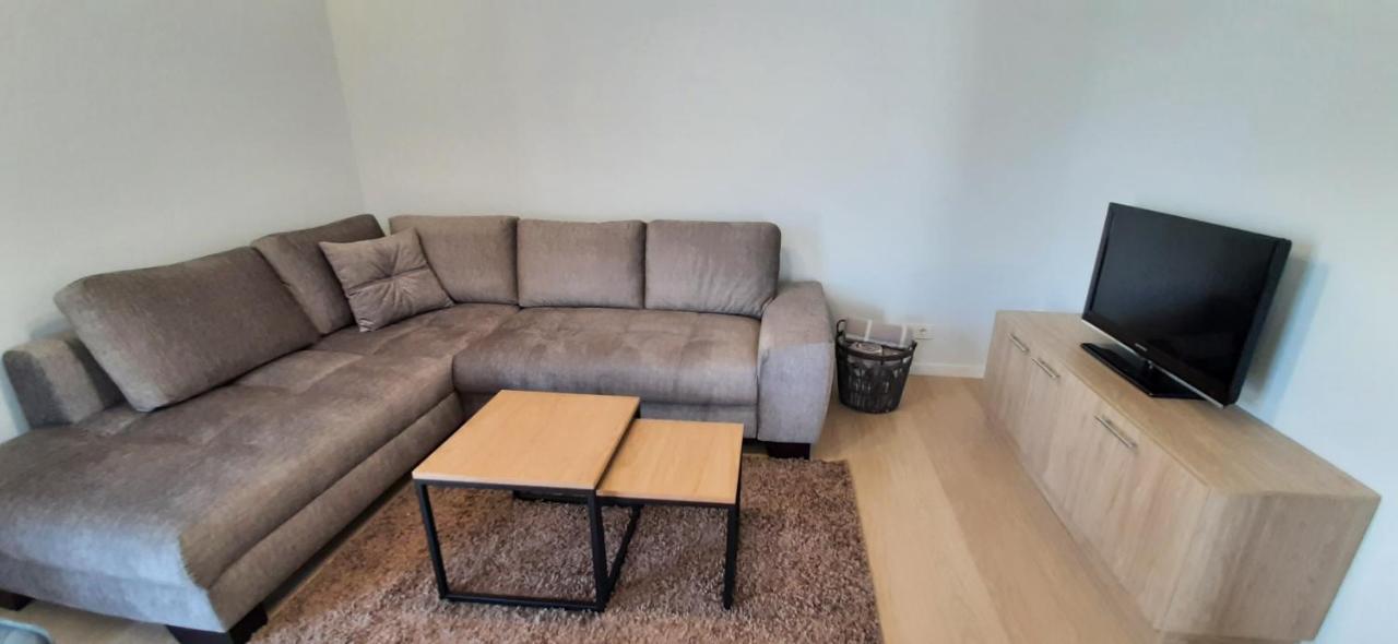 Vila Galadusis Prie Ezero Lazdijai Exteriör bild